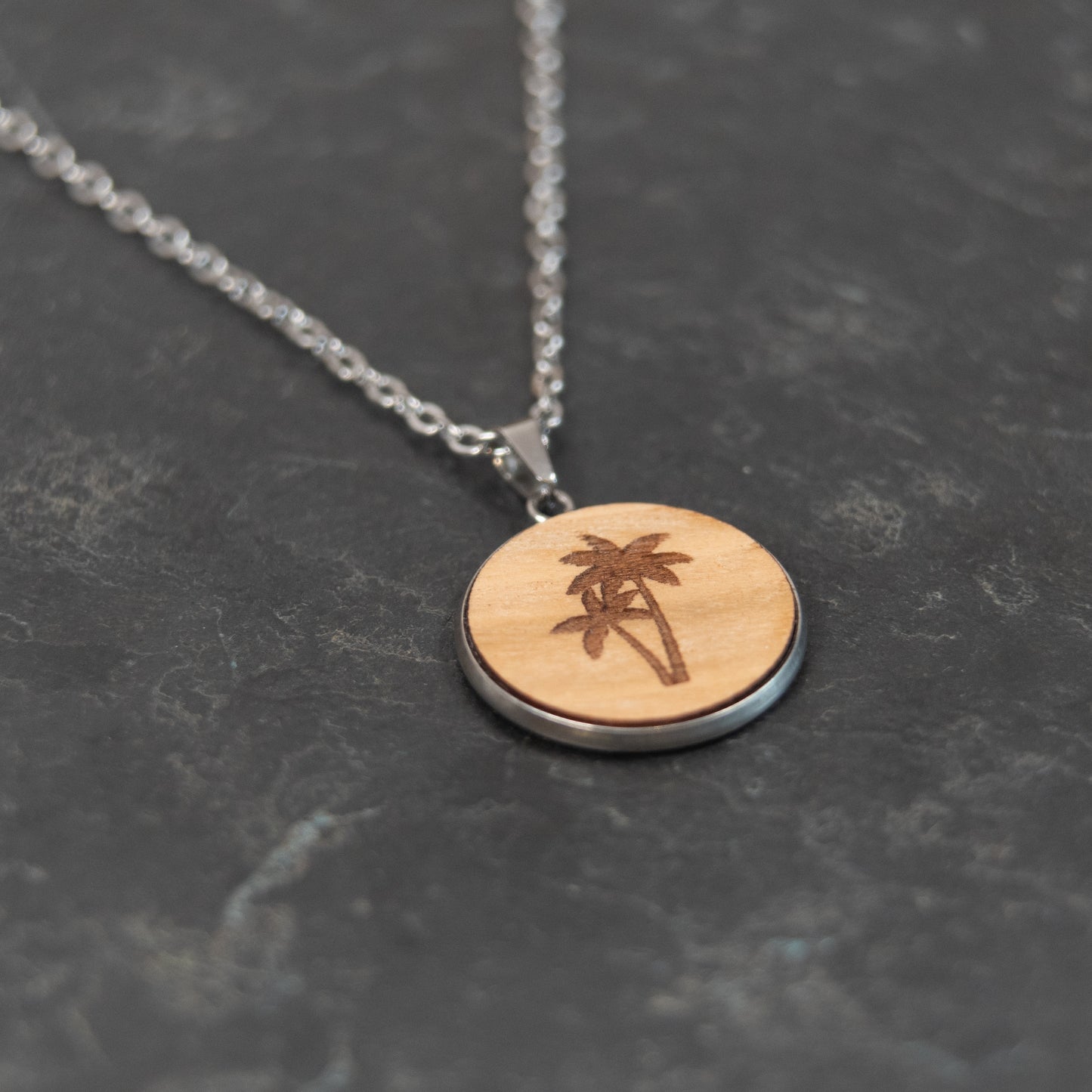 Palms – Halskette aus Holz – Kirschholz