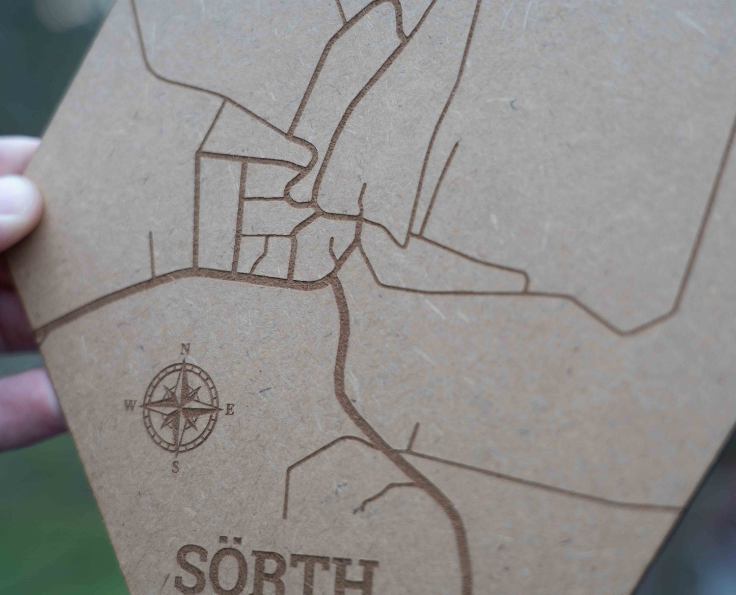 Hexa - Personalisierter Stadtplan aus Holz