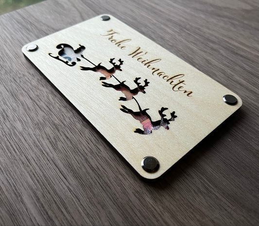 Weihnachts-Geldgeschenk aus Holz – Frohe Weihnachten – Karte mit Rentierschlitten & Gravur