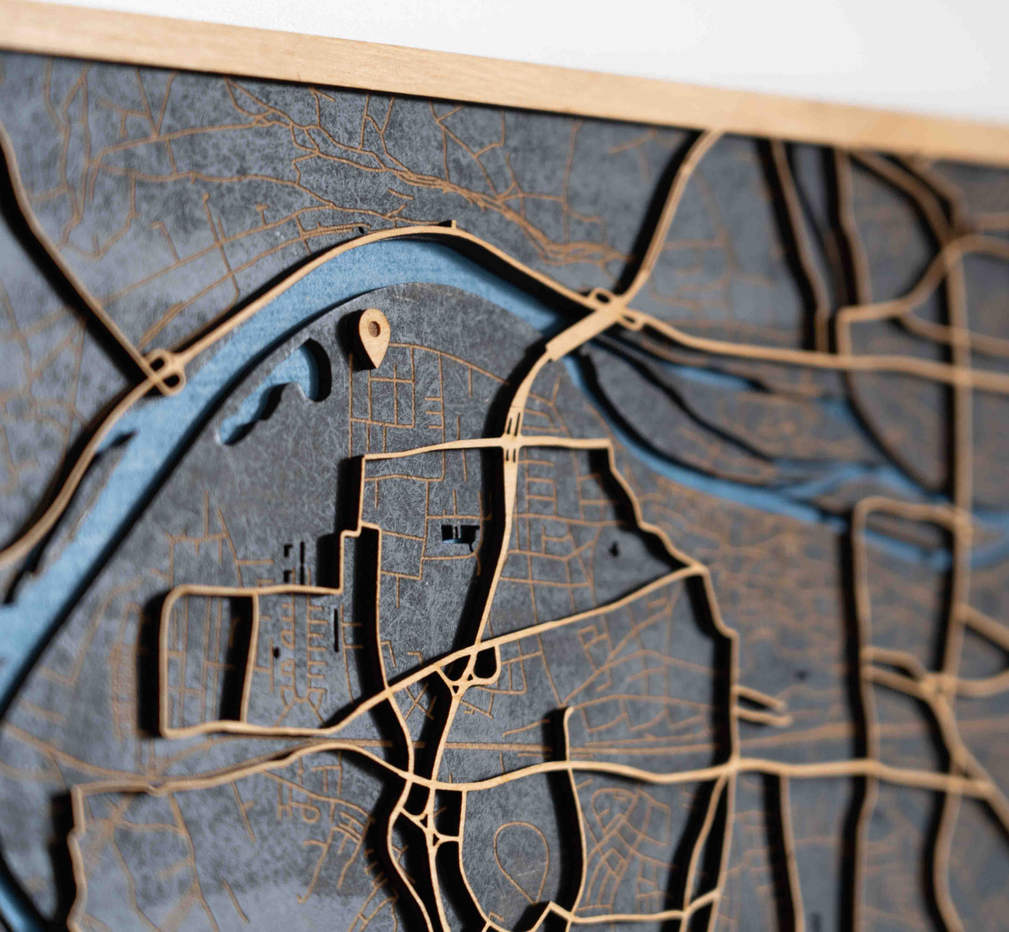 Dein Ort, dein Design – Stadtplan aus Holz – 41 x 29 cm Querformat