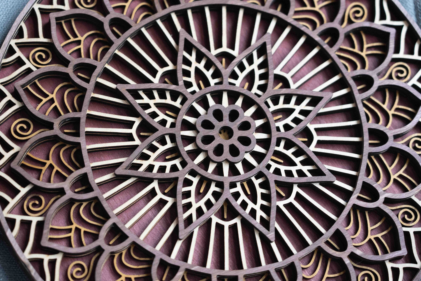 Dahlia – Mandala Wandbild