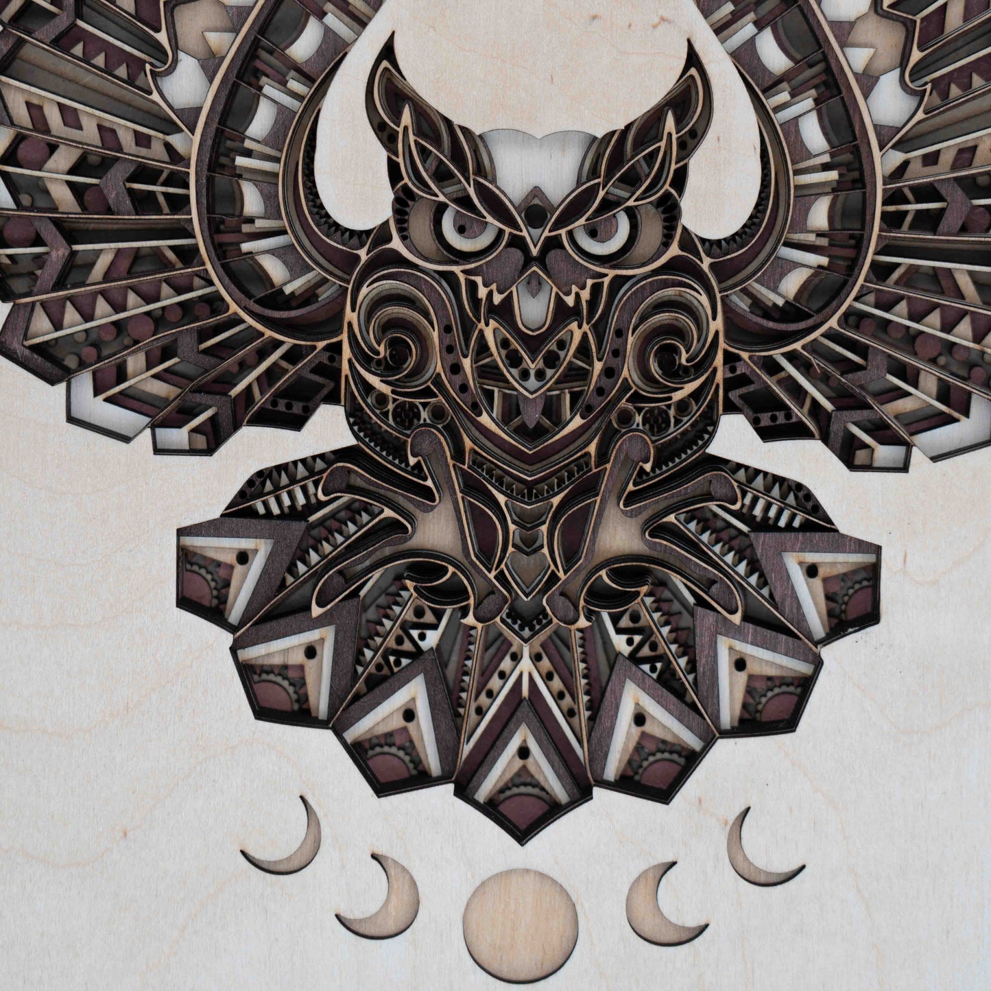 Eulen-Mandala Wandbild aus Holz – 3D Design aus Birke Multiplex (36×29 cm)