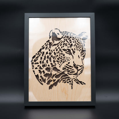 Leopard 3D Wandbild aus Holz – Birke & Nussbaum mit Schatteneffekt (32×42 cm)